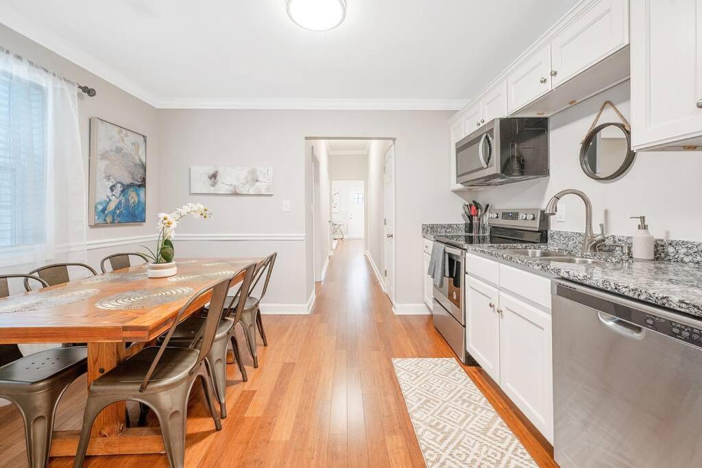 Appartamento * Lux Modern Retreat * Downtown * King Beds * Durham Esterno foto