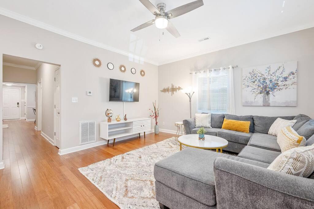 Appartamento * Lux Modern Retreat * Downtown * King Beds * Durham Esterno foto