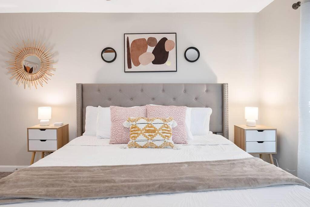 Appartamento * Lux Modern Retreat * Downtown * King Beds * Durham Esterno foto
