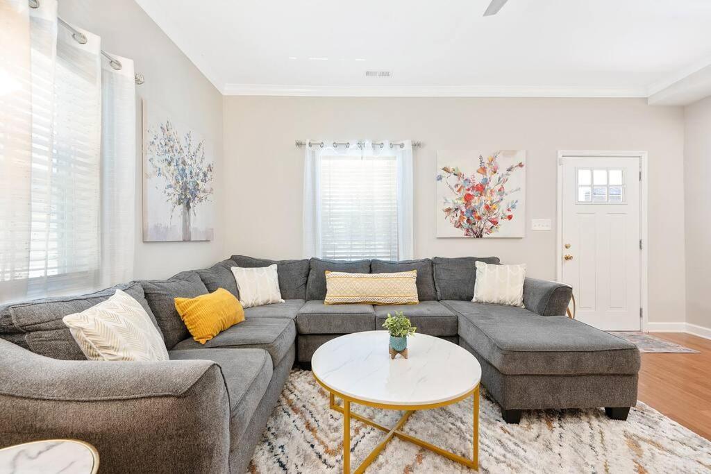 Appartamento * Lux Modern Retreat * Downtown * King Beds * Durham Esterno foto