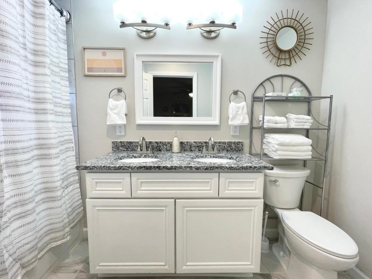 Appartamento * Lux Modern Retreat * Downtown * King Beds * Durham Esterno foto